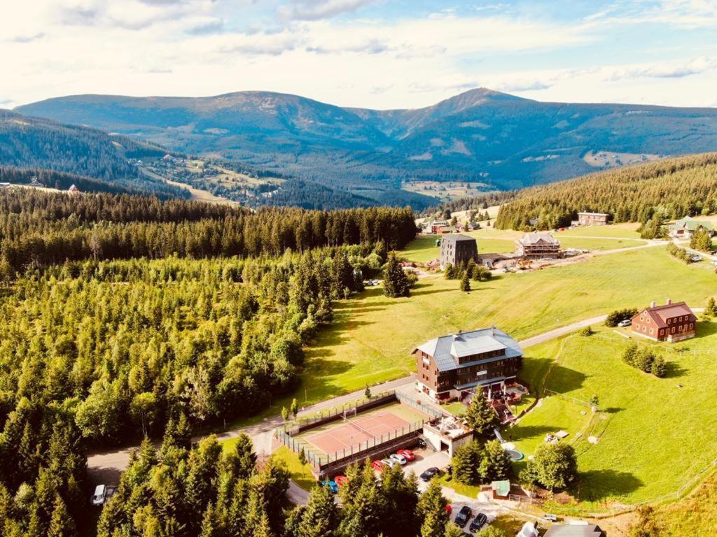 Hotel Oddech Пец-под-Снежкой Экстерьер фото
